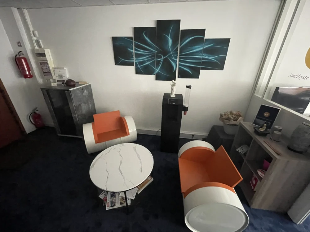 Espace indépendant - 69009 - 8 postes - 750€