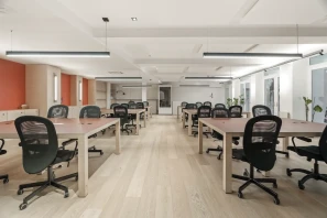 Espace indépendant - 75017 - 32 postes - 18560€