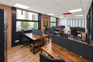 Bureau privé - 37000 - 3 postes - 650€