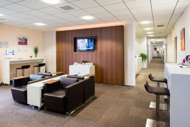 HQ - Toulouse Blagnac Airport