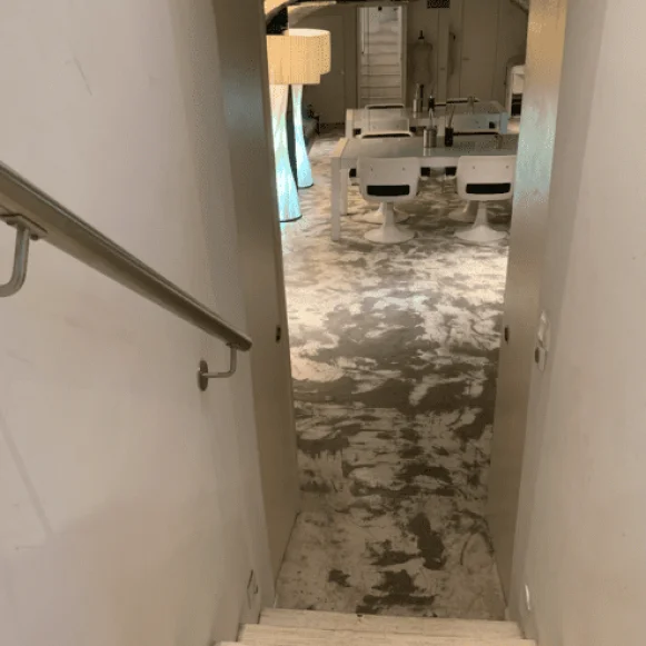 Open Space  8 postes Coworking Rue de Sévigné Paris 75003 - photo 2