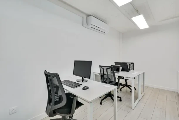 Bureau privé - 75017 - 3 postes - 599€