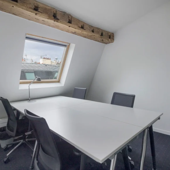 Bureau privé 16 m² 4 postes Coworking Rue de la Chaussée d'Antin Paris 75009 - photo 9