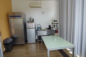 Bureau privé - 31770 - 2 postes - 384€