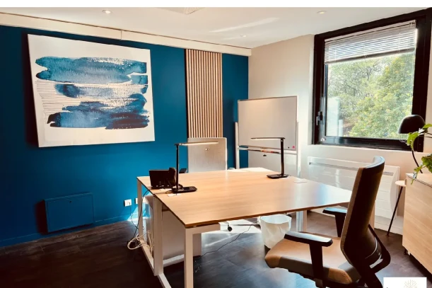 Bureau privé - 49000 - 1 poste - 950€