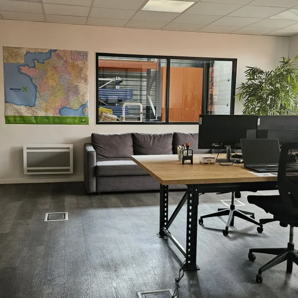 Bureau privé 35 m² 4 postes Location bureau Rue Jean Rostand Combs-la-Ville 77380 - photo 4