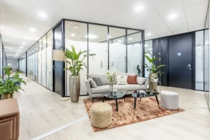 Bureau privé - 49000 - 10 postes - 2484€