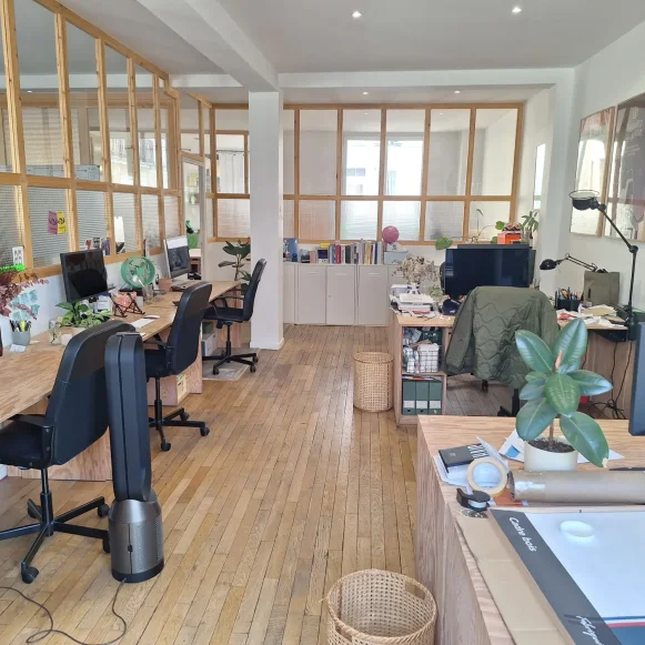 Bureau privé 35 m² 8 postes Location bureau Rue d'Hauteville Paris 75010 - photo 2