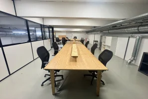 Bureau privé - 31000 - 14 postes - 300€
