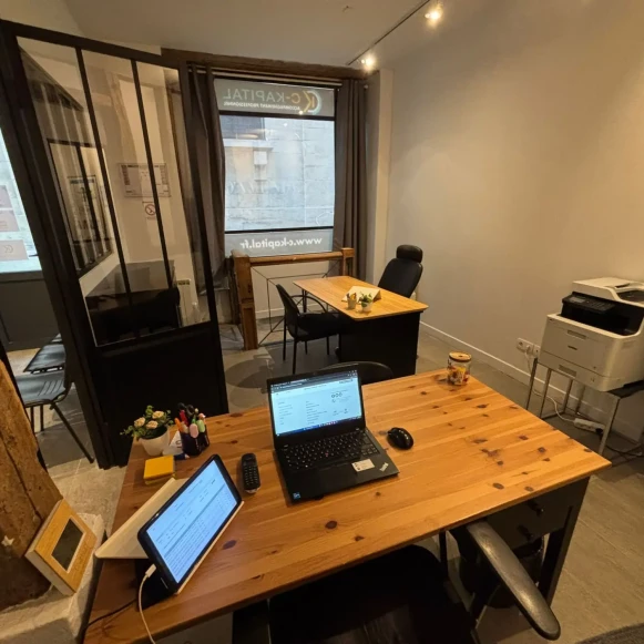 Espace indépendant 57 m² 8 postes Location bureau Passage Saint-Philippe du Roule Paris 75008 - photo 5