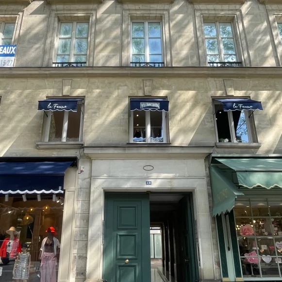 Bureau privé 11 m² 3 postes Coworking Rue Royale Paris 75008 - photo 2