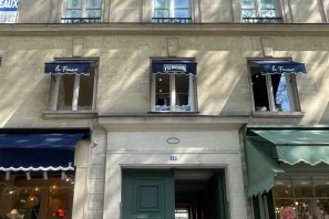 Bureau privé - 75008 - 3 postes - 1500€