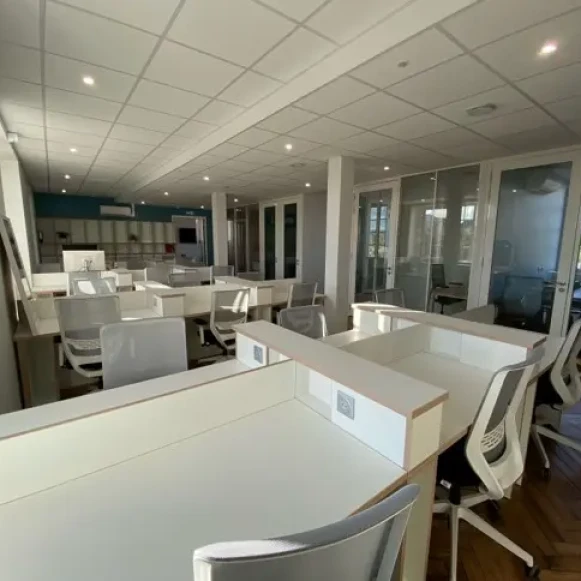 Open Space  24 postes Coworking  La Baule-Escoublac 44500 - photo 2