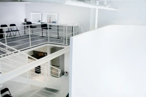 Open Space - 93100 - 5 postes - 500€