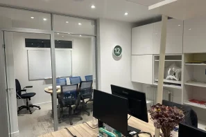 Espace indépendant - 75015 - 20 postes - 6000€