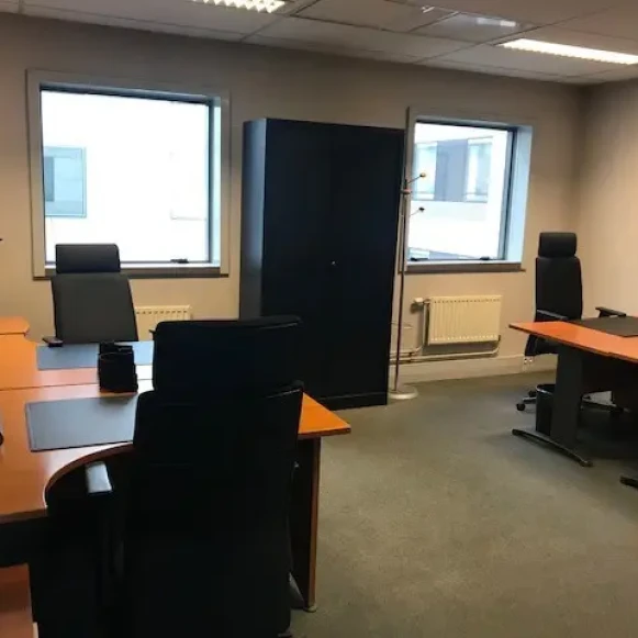 Bureau privé 25 m² 5 postes Coworking Rue Jean Jaurès Levallois-Perret 92300 - photo 12