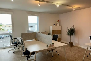 Open Space - 34830 - 10 postes - 225€