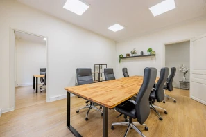 Espace indépendant - 75009 - 26 postes - 12800€