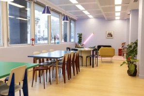 Bureau privé - 75017 - 4 postes - 2320€