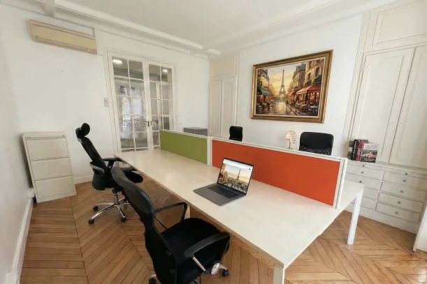 Bureau privé - 75012 - 6 postes - 2100€
