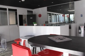 Espace indépendant - 42300 - 15 postes - 2100€