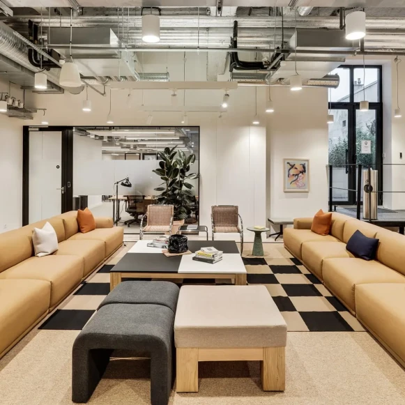 Espace indépendant 200 m² 47 postes Location bureau Rue de Navarin Paris 75009 - photo 5