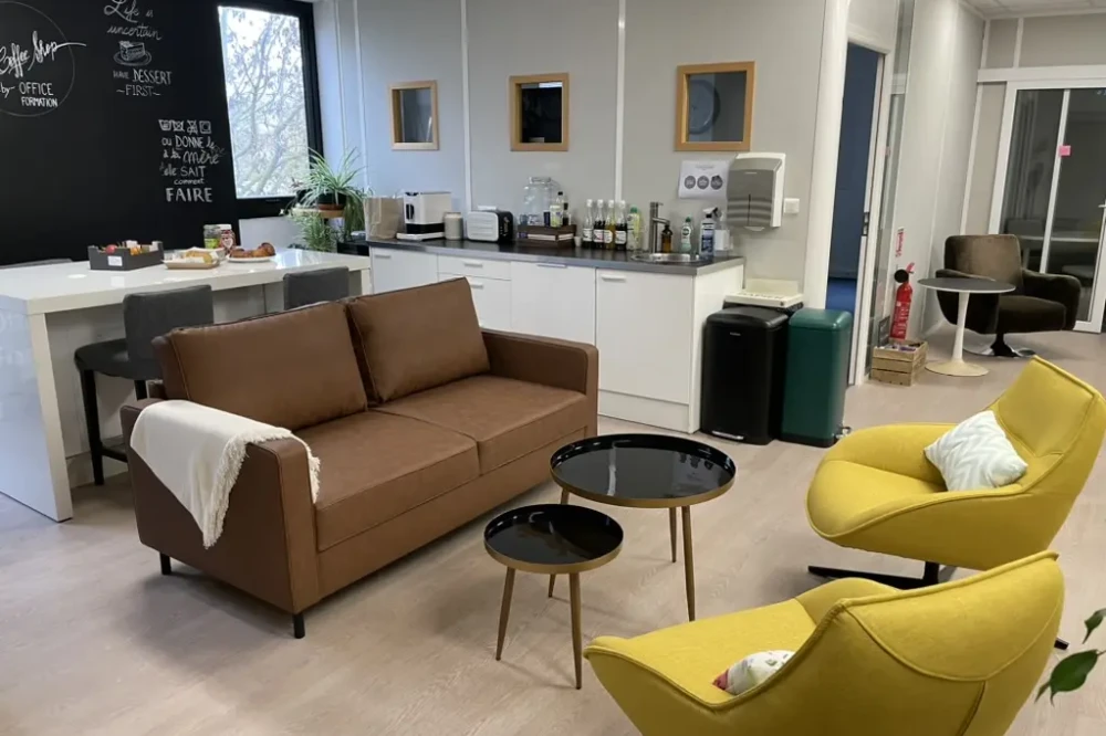 Bureau privé - 31520 - 2 postes - 450€