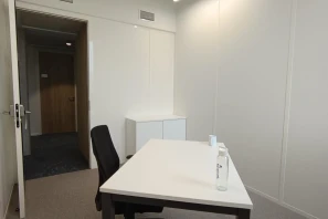 Bureau privé - 33800 - 1 poste - 645€