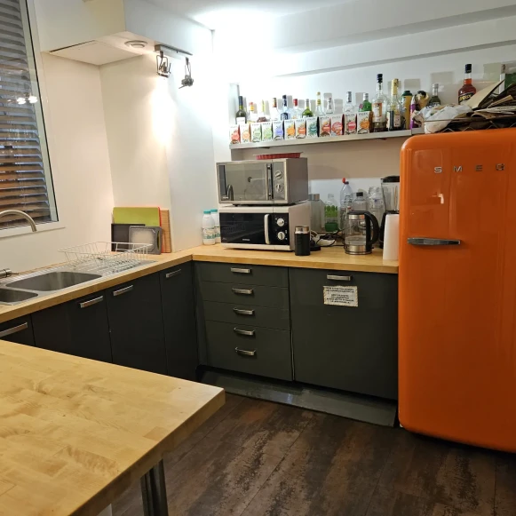 Bureau privé 8 m² 2 postes Location bureau Rue Claude Pouillet Paris 75017 - photo 3