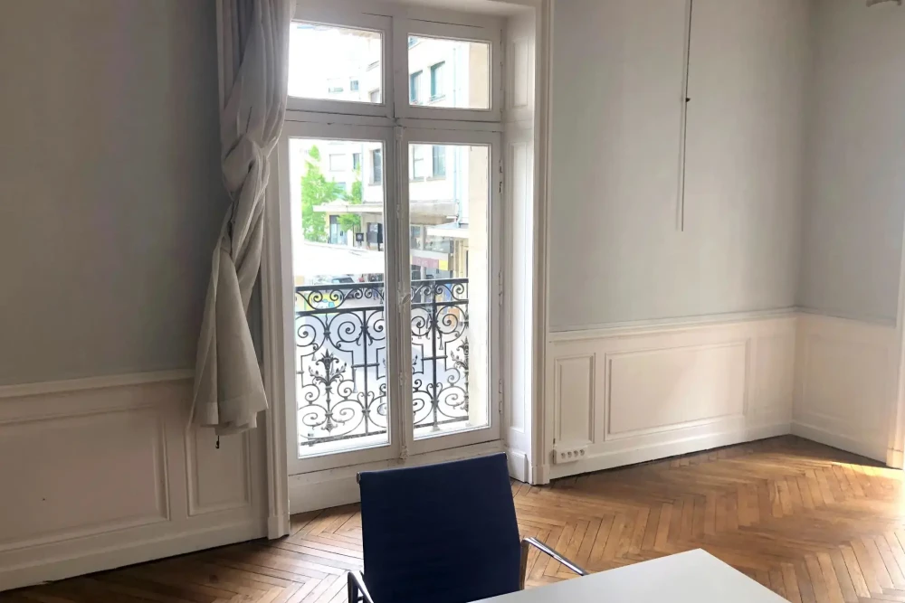 Bureau privé - 44000 - 4 postes - 1000€