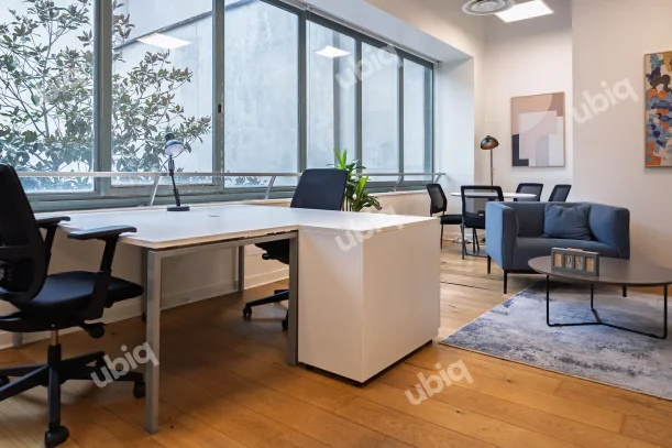 Bureau privé - 75002 - 3 postes - 2753€