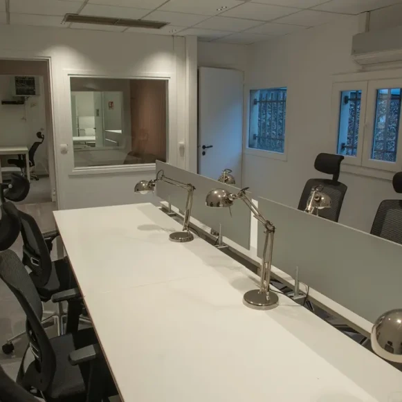 Bureau privé 70 m² 12 postes Coworking Rue Boyer-Barret Paris 75014 - photo 4