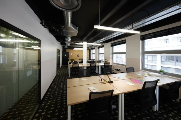 Bureau privé - 69003 - 18 postes - 7920€