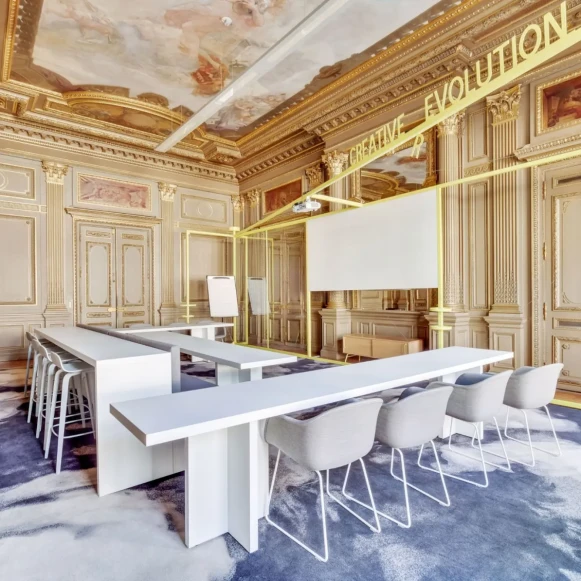 Bureau privé 23 m² 8 postes Location bureau Rue de Londres Paris 75009 - photo 1