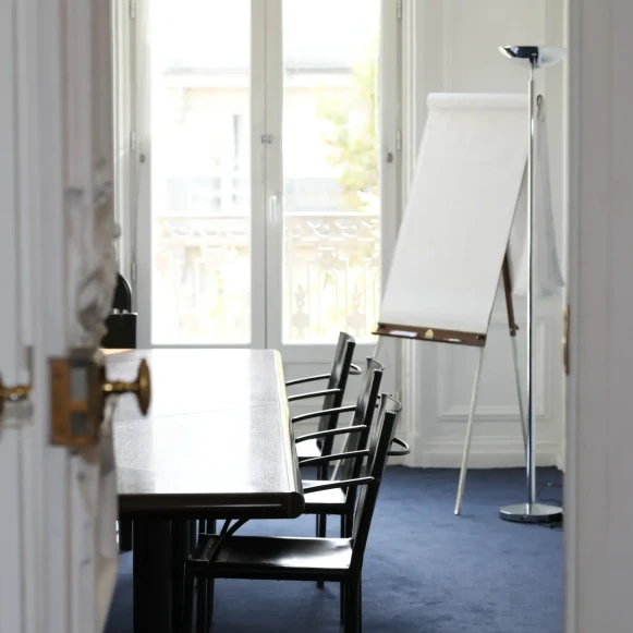 Bureau privé 27 m² 3 postes Coworking Boulevard Haussmann Paris 75008 - photo 6