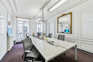 Bureau privé - 75009 - 5 postes - 2625€