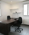 Bureau privé - 92000 - 1 poste - 950€