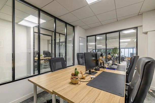 Bureau privé - 75009 - 4 postes - 1400€