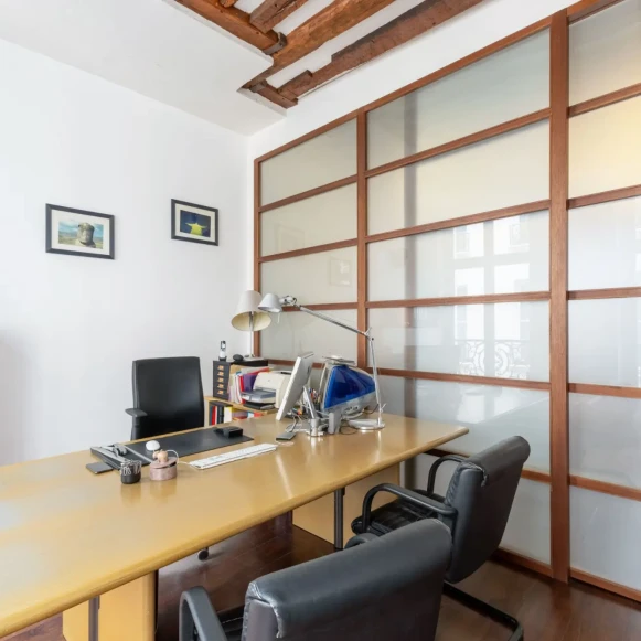 Bureau privé 44 m² 10 postes Location bureau Rue Vauvilliers Paris 75001 - photo 7