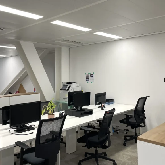 Open Space  15 postes Location bureau Avenue de France Paris 75013 - photo 2