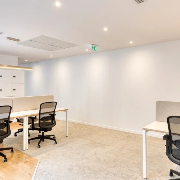 Espace indépendant 431 m² 56 postes Location bureau Rue de Provence Paris 75008 - photo 7