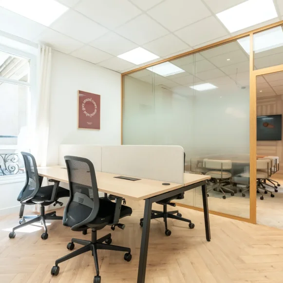 Espace indépendant 218 m² 33 postes Location bureau Rue Montmartre Paris 75002 - photo 10