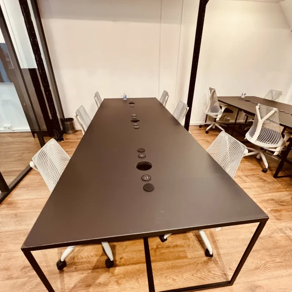 Espace indépendant 180 m² 30 postes Coworking Rue de Cléry Paris 75002 - photo 4