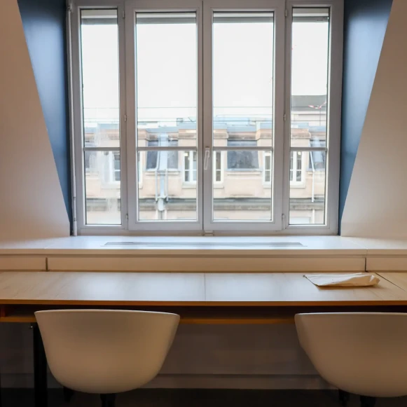 Bureau privé 35 m² 8 postes Coworking Rue Traversière Paris 75012 - photo 7
