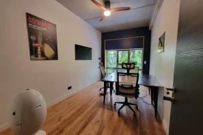 Bureau privé - 94200 - 3 postes - 700€