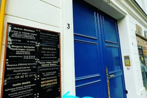 Open Space - 78100 - 1 poste - 415€