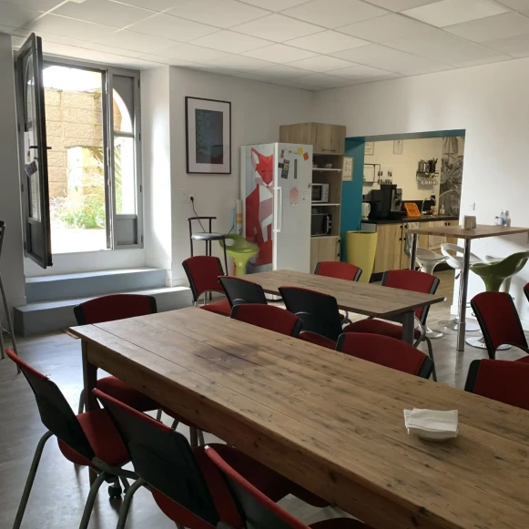 Bureau privé 50 m² 16 postes Coworking Place Monseigneur Rumeau Angers 49100 - photo 5