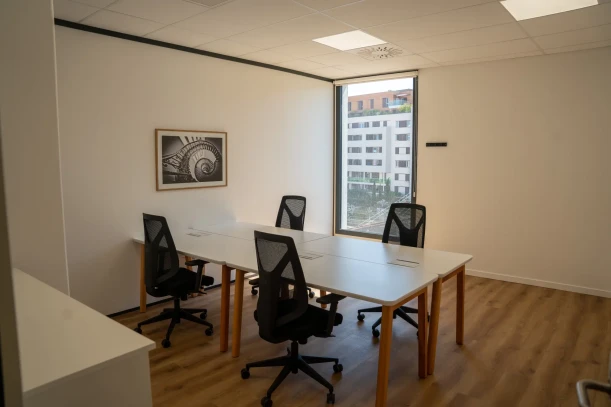 Bureau privé - 34000 - 4 postes - 1501€