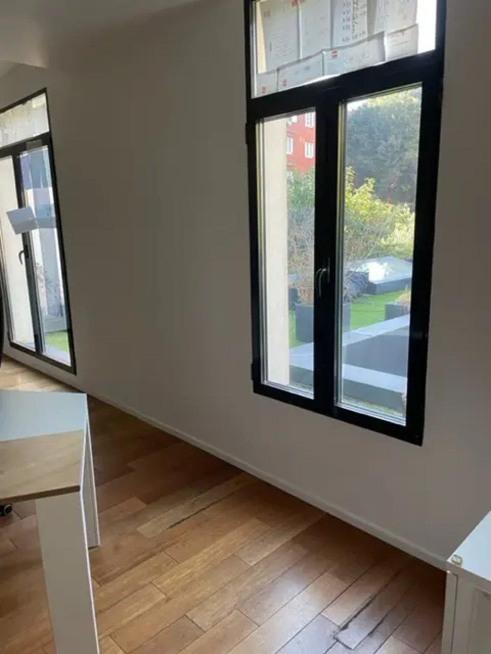 Espace indépendant - 93500 - 8 postes - 2200€