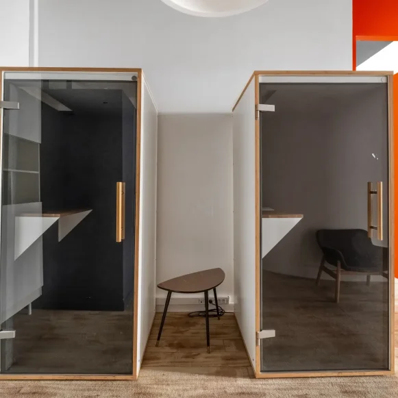 Bureau privé 343 m² 40 postes Location bureau Rue de Bassano Paris 75008 - photo 9